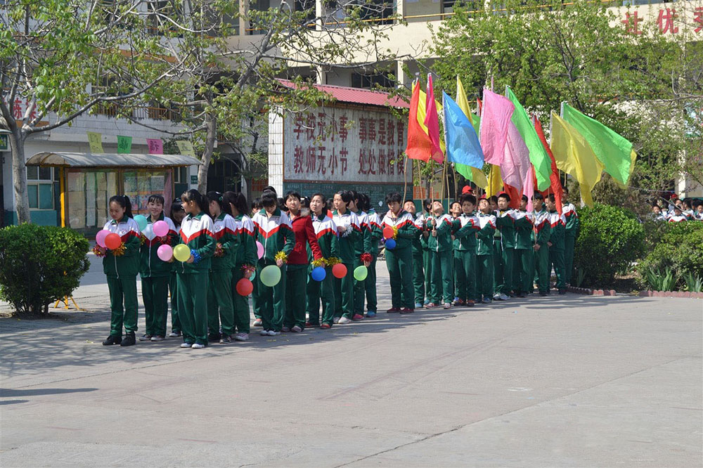 石家莊高邑縣藝鳴學(xué)校_臥式暗裝風(fēng)機(jī)盤管